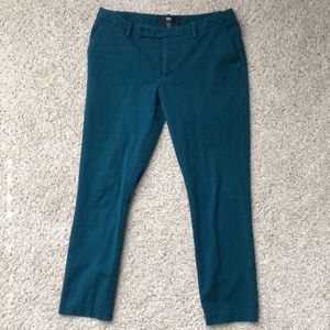Cropped pants